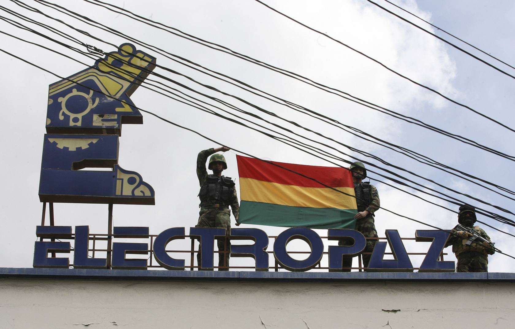 Bolivia expropia cuatro filiales de Iberdrola