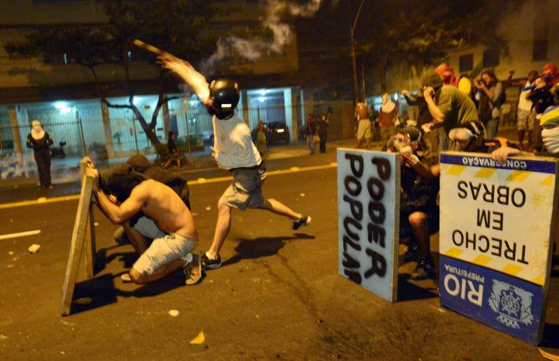 Batalla campal en los alrededores del Maracaná