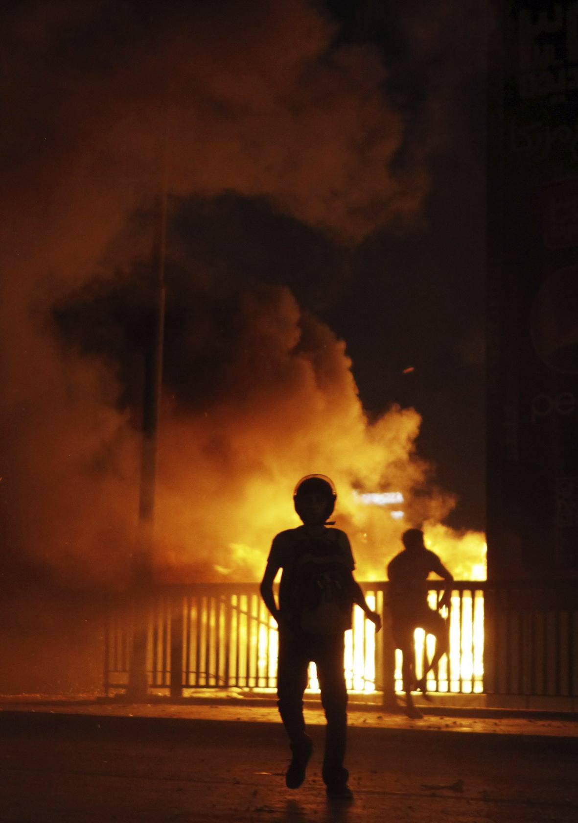 Violentos enfrentamientos entre partidarios y detractores de Mursi