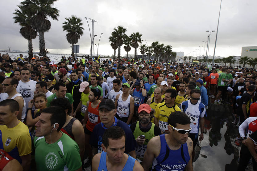 Búscate en la Media Maratón Bahía de Cádiz 2013