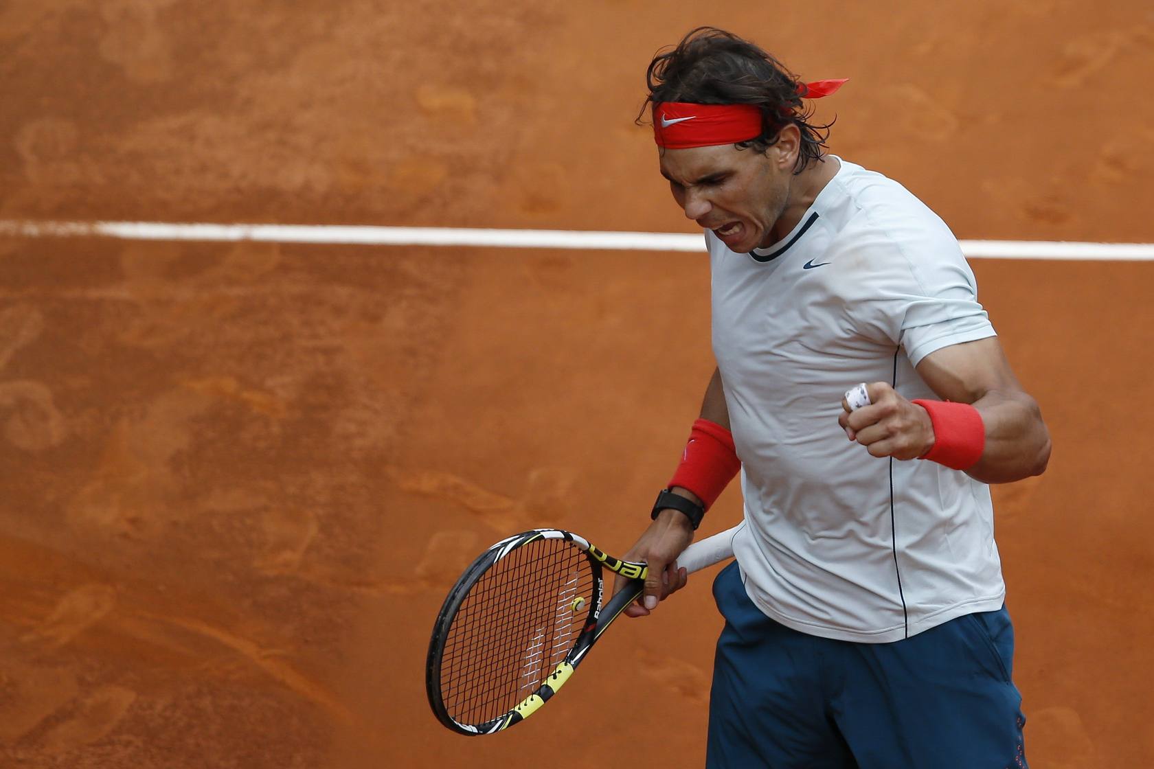 Nadal se impone a Paire al ralentí