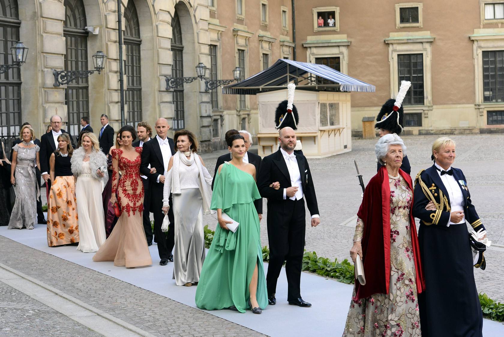 Duelo de elegancia en la boda de Magdalena de Suecia