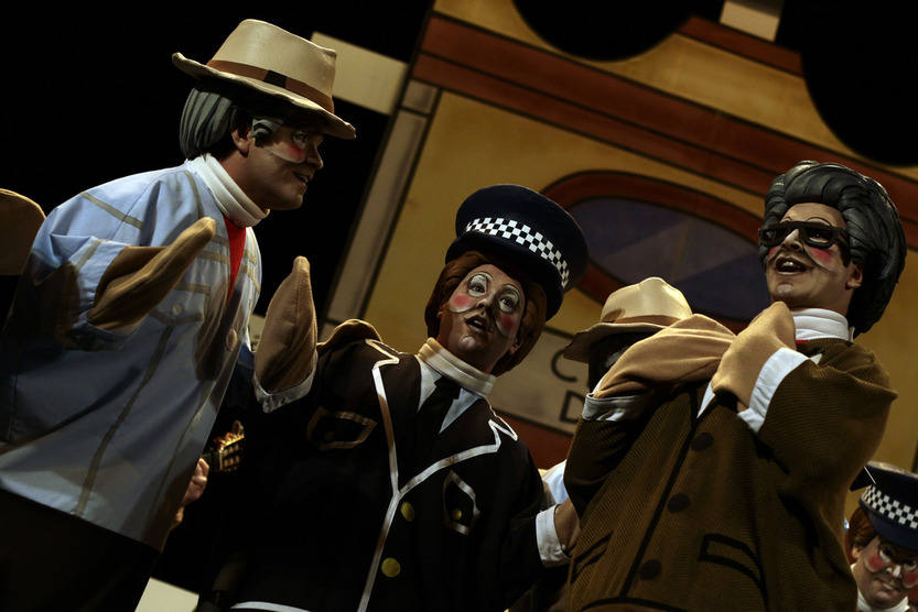 Los peleles del XXI - Semifinales Carnaval de Cádiz 2013