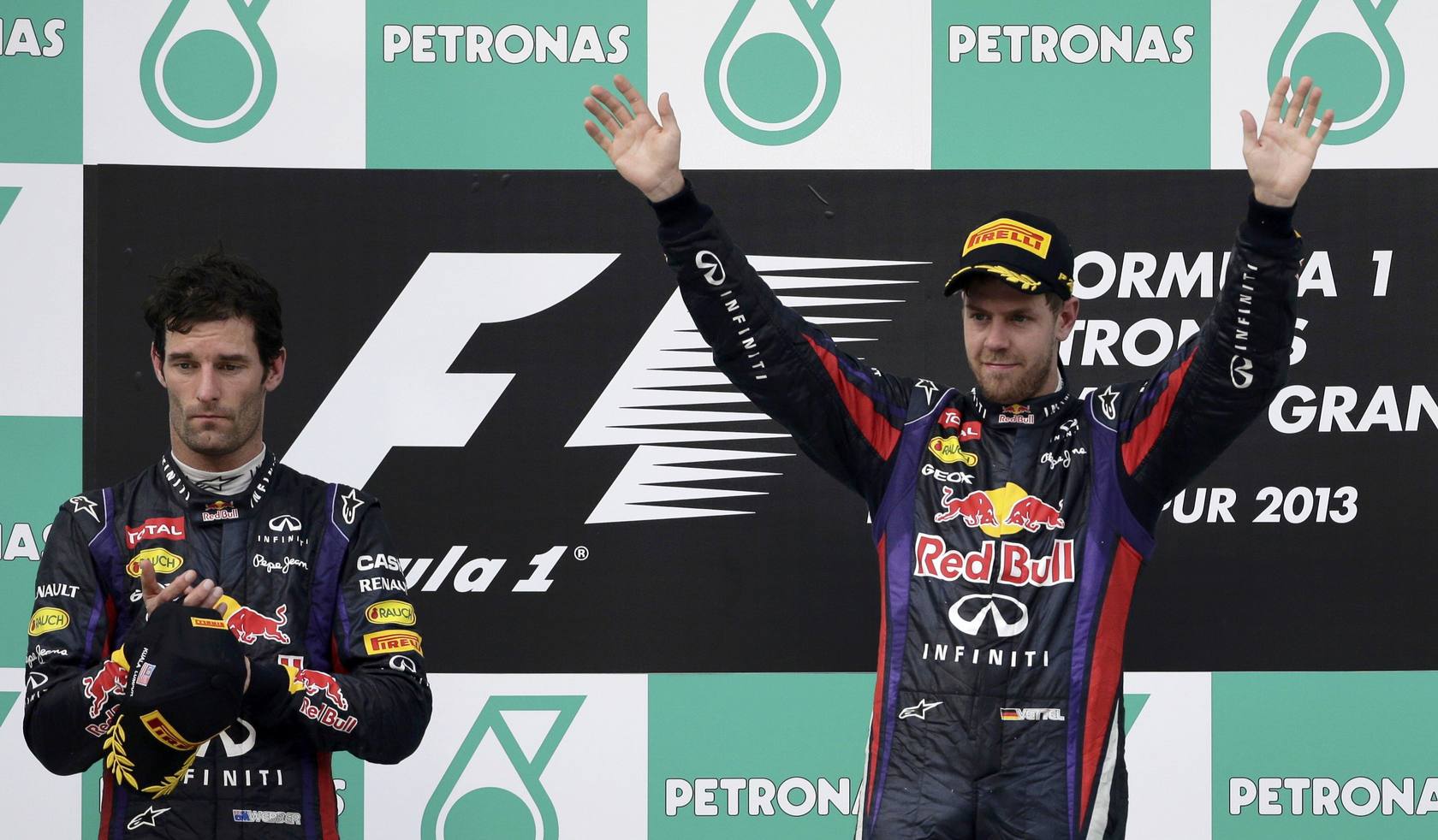 Vettel gana en Sepang en un duelo de Red Bull