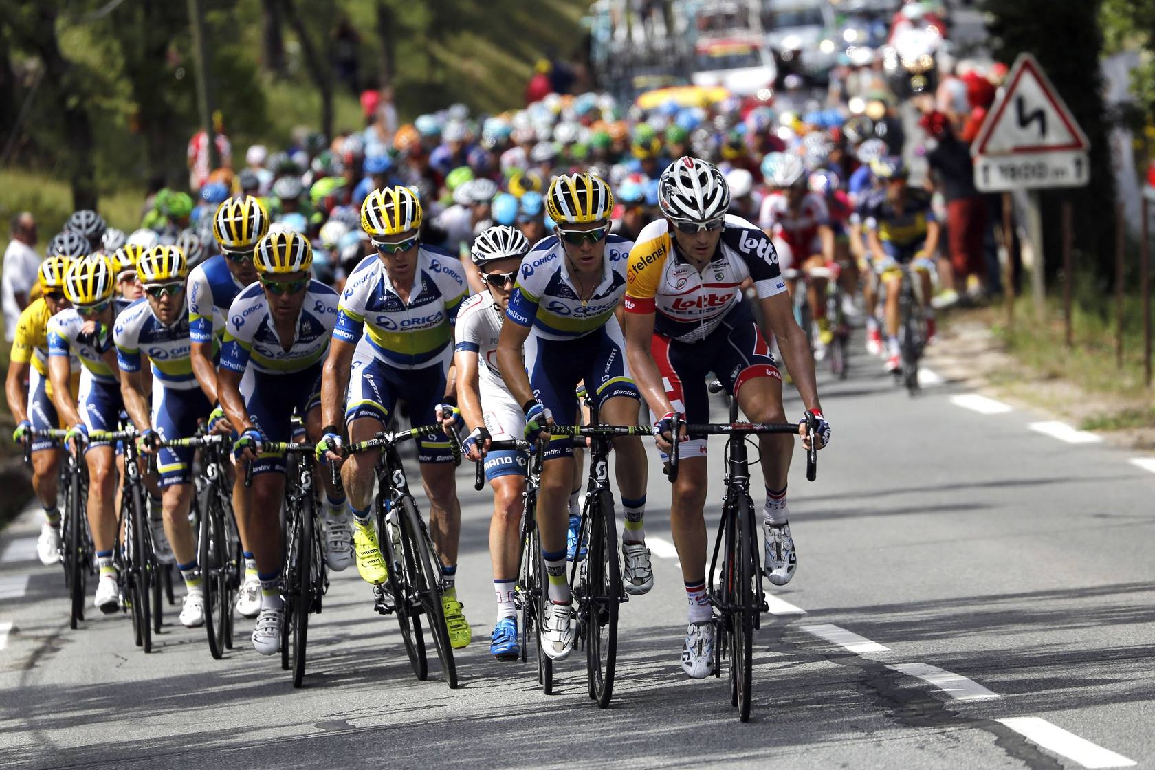 Cavendish gana la quinta etapa del Tour , Gerrans conserva el liderato