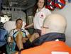 Armstrong, a su llegada al Hospital Clínico